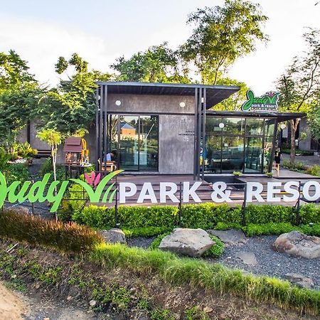 Buriram Judy Park & Resort Exterior foto